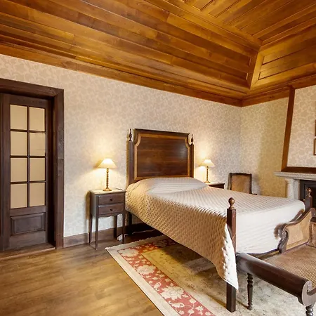 Apartment Solar Dos Correia Alves Viseu